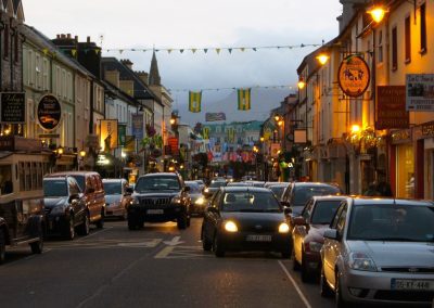 Relational Forms: Medial and Textual Transits in Ireland and Britain